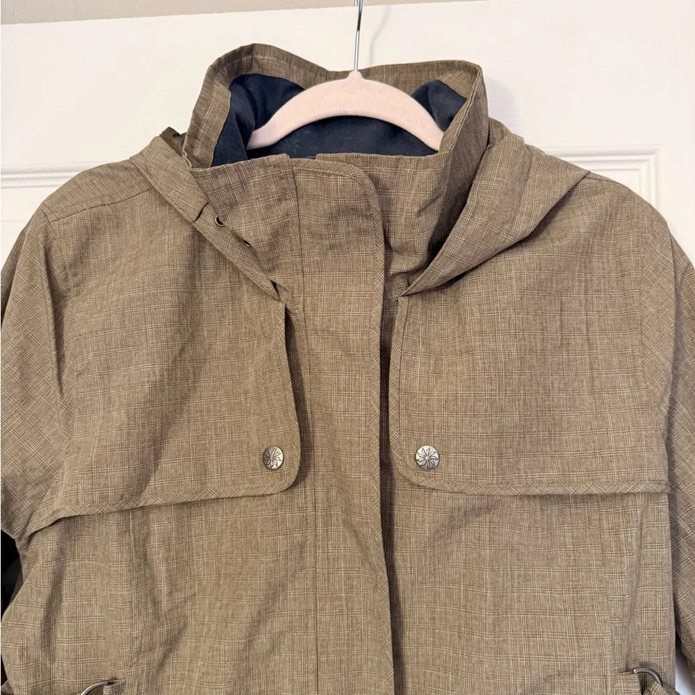 Athleta Taupe Utility Jacket with Hood - Picture 3 of 15